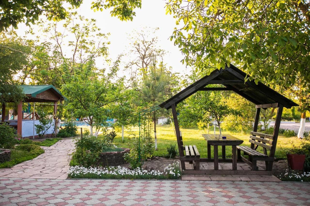 Збурьевский Кут Stara Zbur'yivka Exterior foto